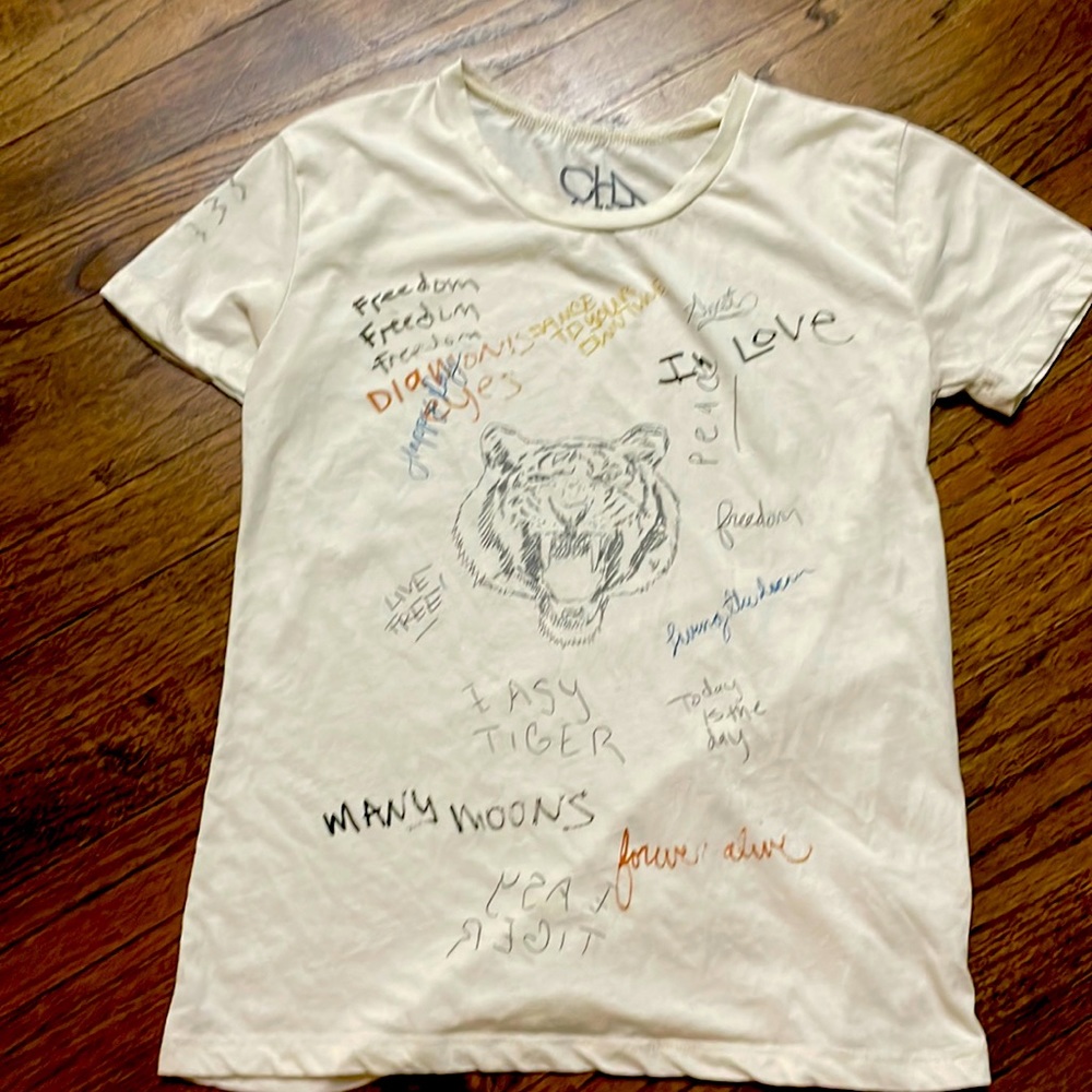 T-shirt